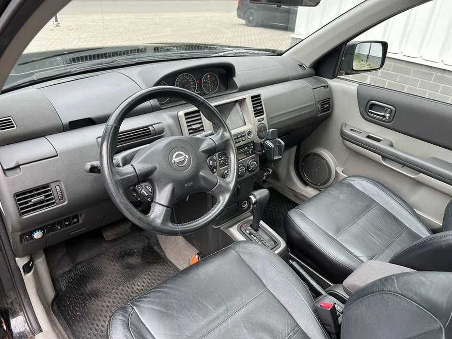 Nissan X-Trail 2.5 Elegance – автомат, 4x4 LPG