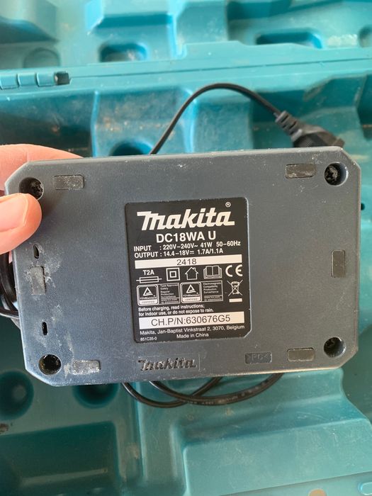 Зарядно с куфар Оригинал