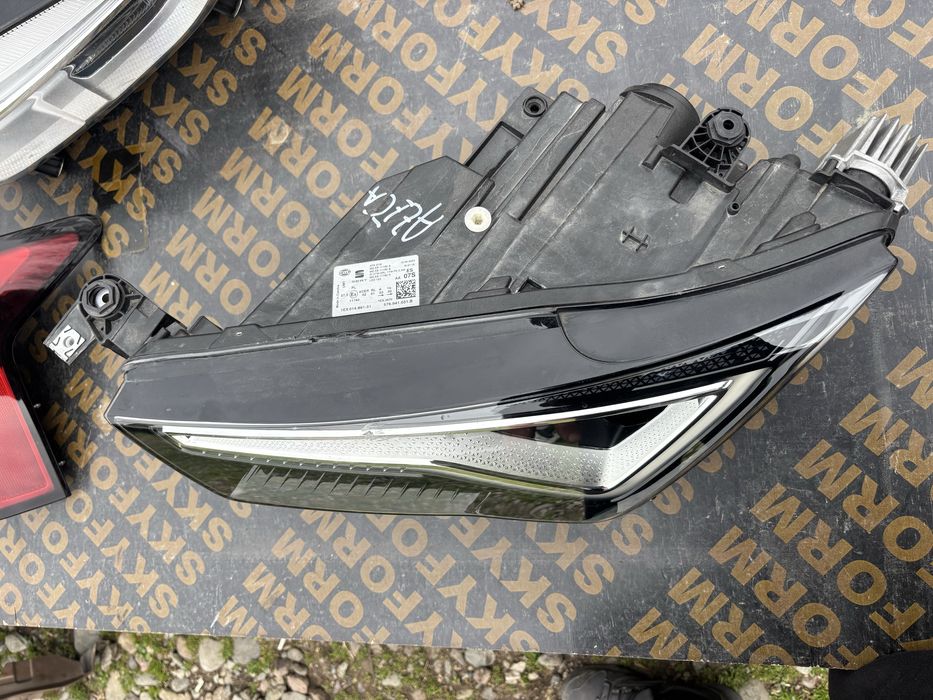 Фар Seat Ateca Cupra