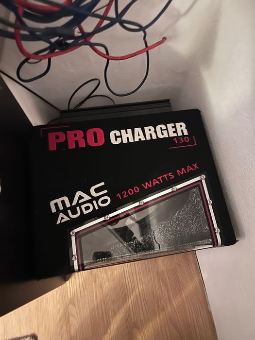 Vând sau schimb Subwoofer Mac Audio pro charger