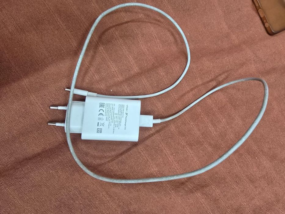 продаю vivo y36 экран разбит