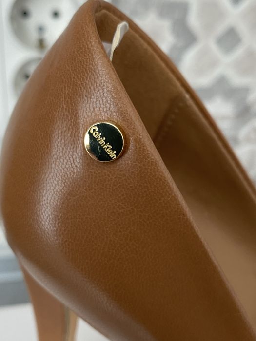 Елегантни обувки Calvin Klein