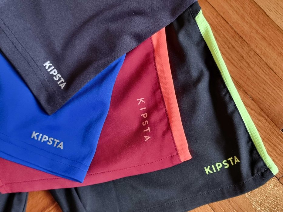 Lot 4 pantaloni scurti fotbal Decathlon, marimea 140