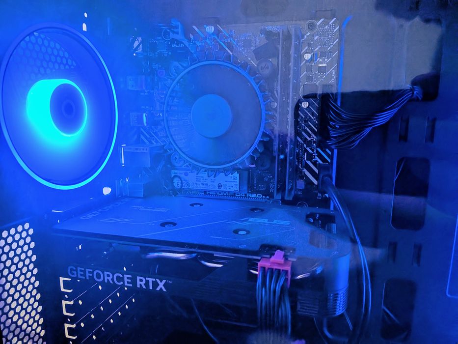 PC Gaming | RTX 4060 8GB | I5 14400F | 32 GB DDR4 RAM | 1TB SSD