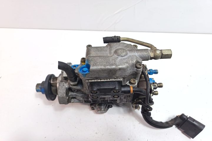 Pompa injectie 038130107B Seat Ibiza a 2-a generatie (facelift)