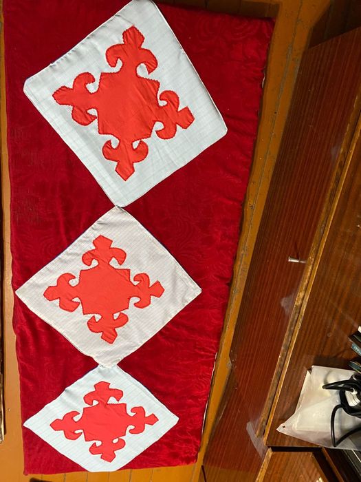 Продам корпешки большие