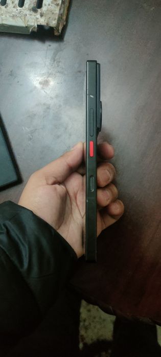 ZTE Nubia z60 Ultra 512 GB /16 GB