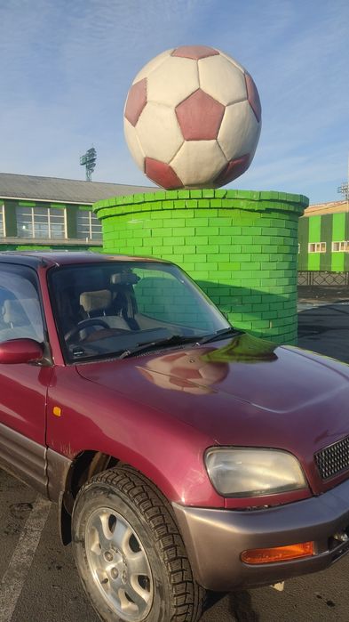 Продам RAV4 первое поколение