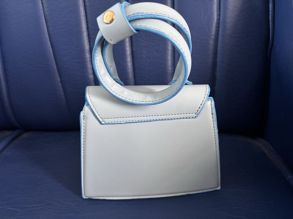 Geanta dama Louis Vuitton si Jacqueline