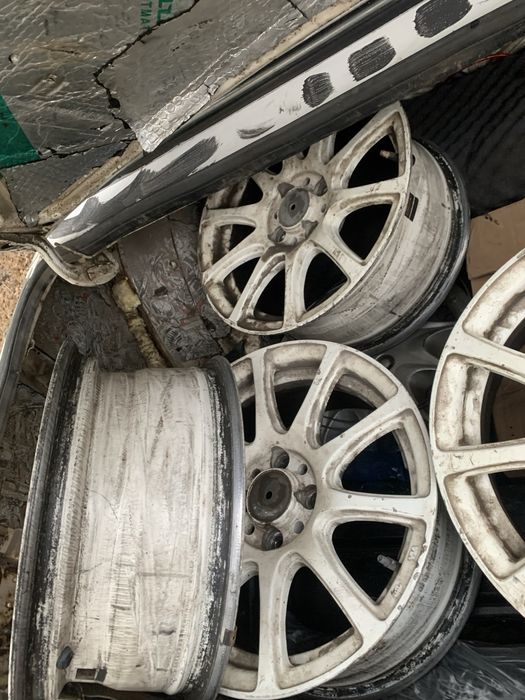 Продаю диски р15