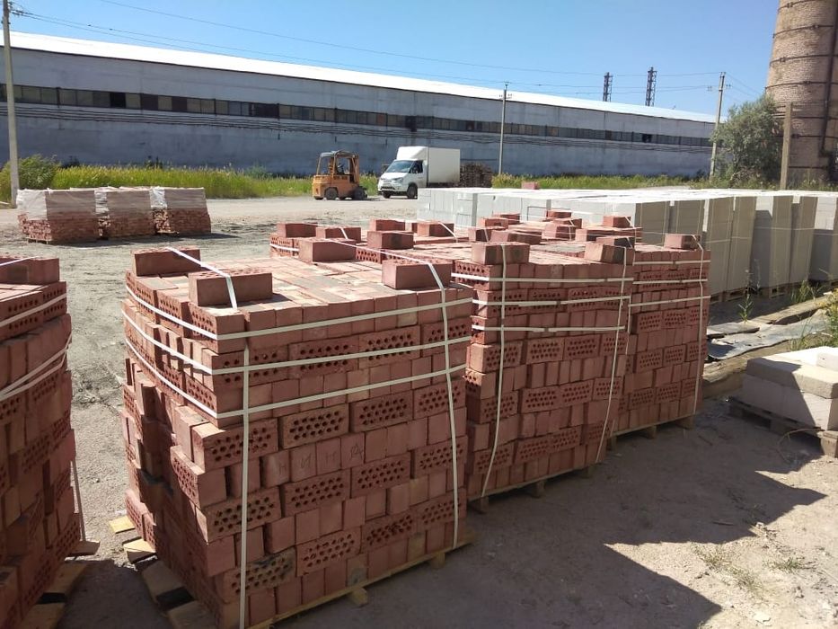 Кирпич керамический одинарный\полуторный пустотелый