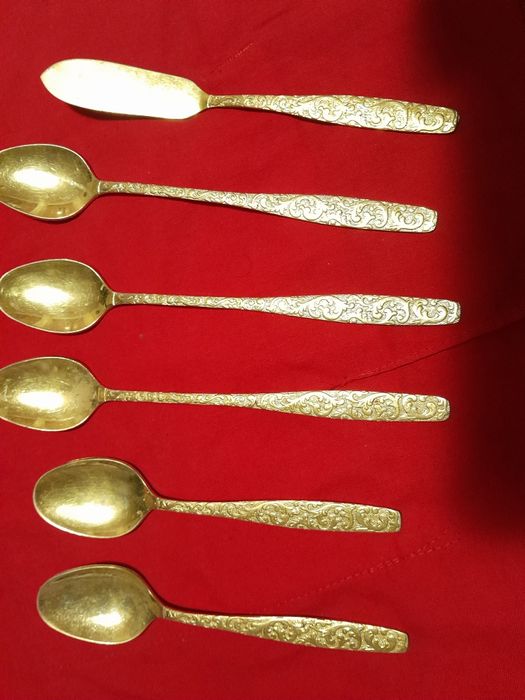 Tacâmuri vintage stare bună