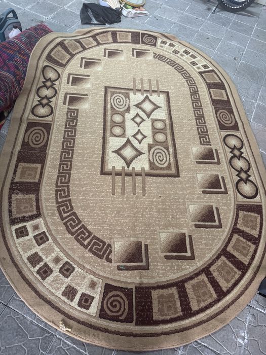 Продам ковры в хорошем состоянии