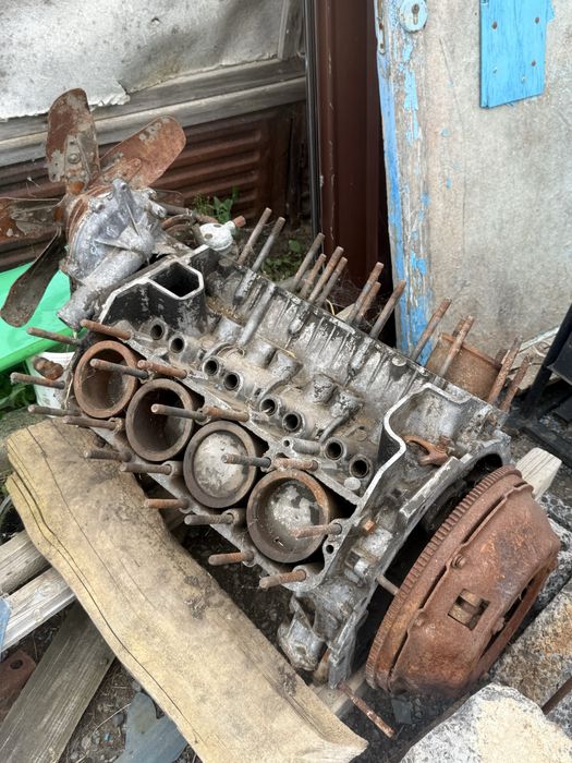 Продам блок газ 53 с коленвалом
