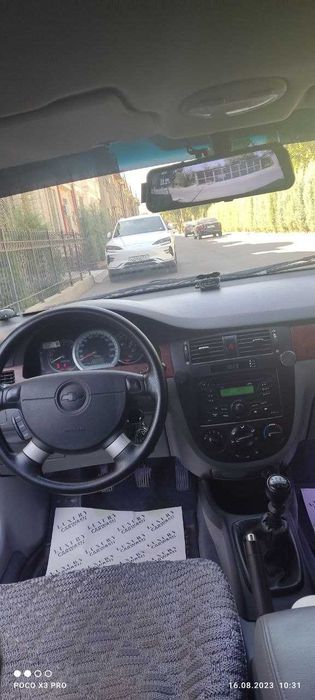 Srochno!!! Sotiladi.Gentra Lacetti