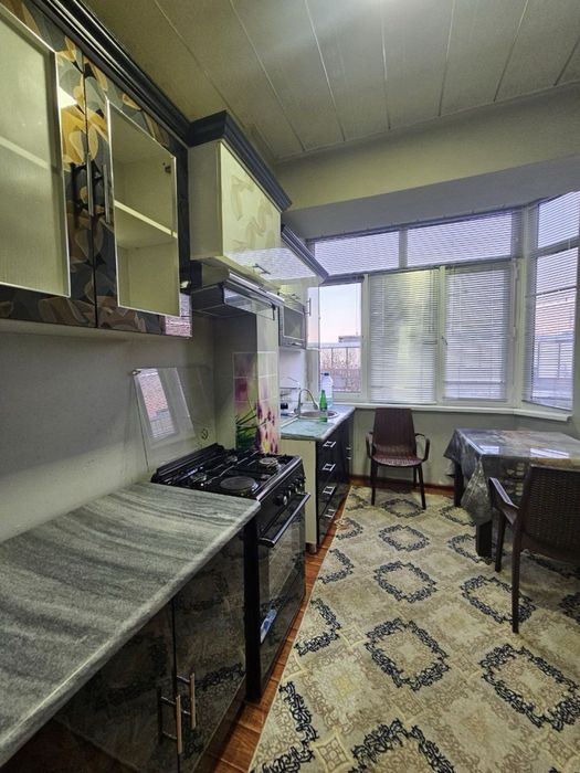 Sagdianada 2 xona kvartira sotiladi