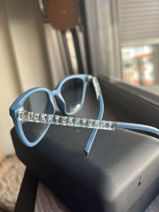 Слънчеви очила DKNY