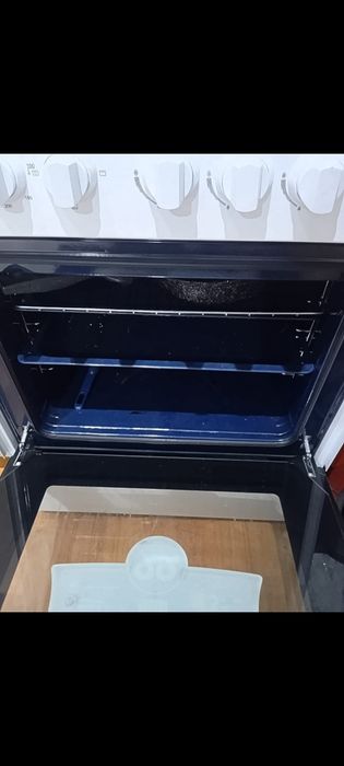 Продам газовую плиту