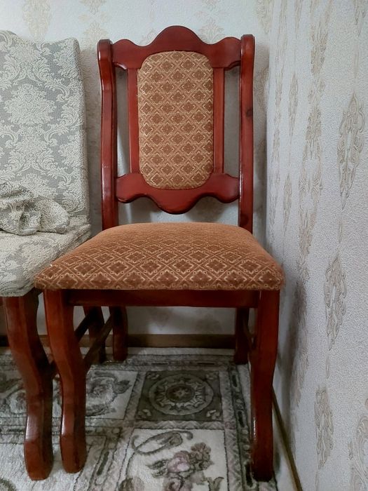 Продам стол-стулья