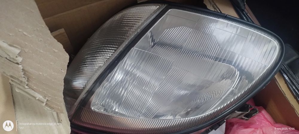 Far, faruri stânga dreapta Mercedes slk 200 R170
