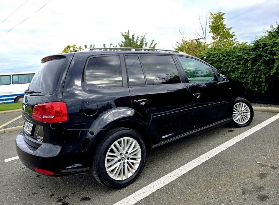 Vand Touran impecabil