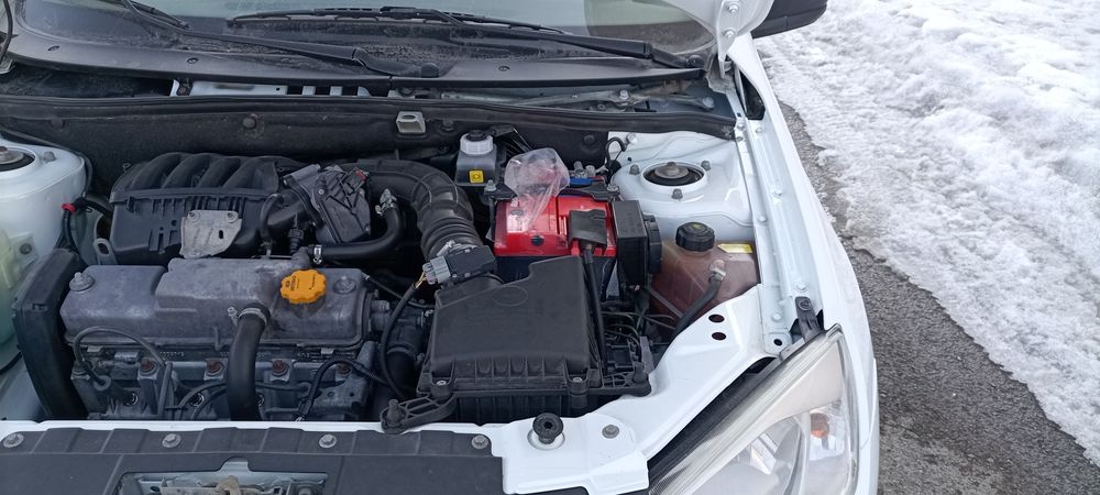 Лада Гранта 2018 , без вложений.