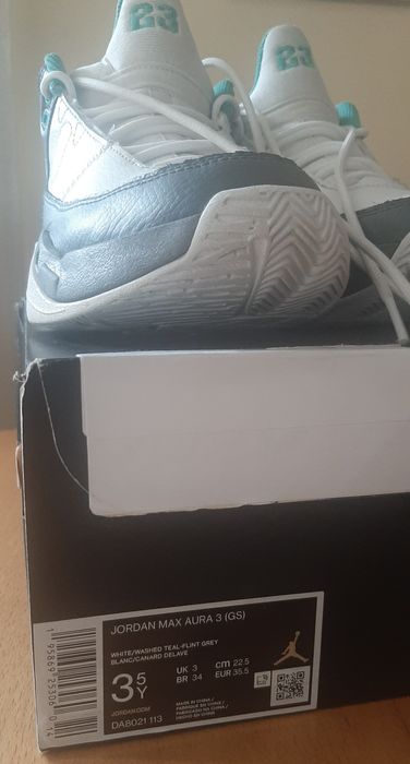Jordan aura 23  супер запазени