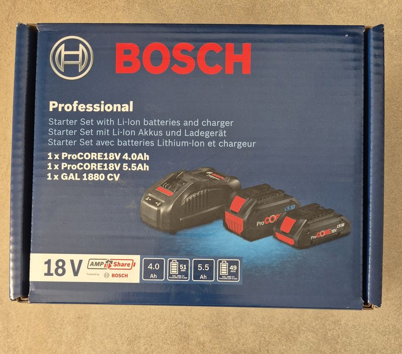 Vand set  acumulatori noi Bosch Procore si incarcator 8Ah