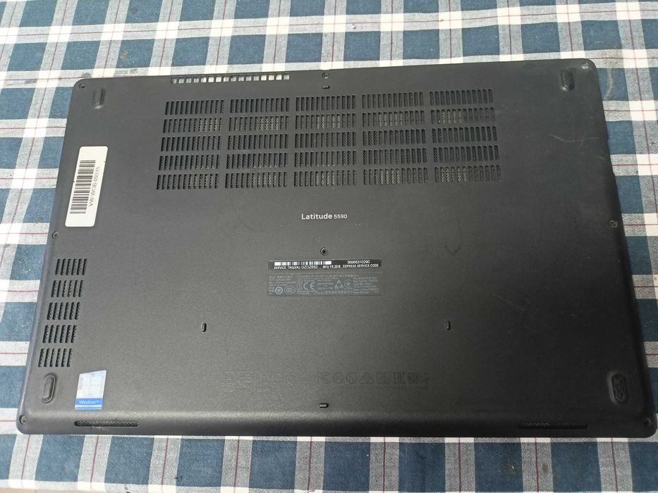 Elemente Dell Latitude E5590