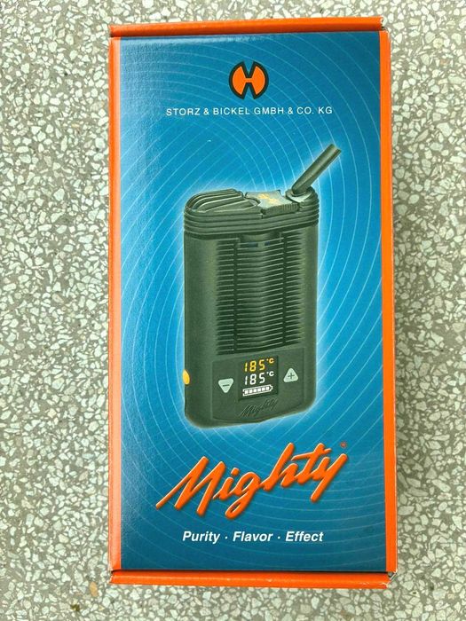 Продавам мобилен изпарител MIGHTY Vaporizer