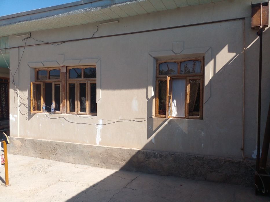 Farxod savxozda  narxi 500mln kami bor