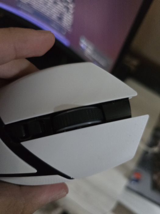 Razer Basilisk V3 Pro White Edition