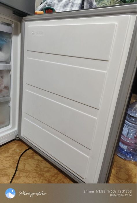 Холодилник midea