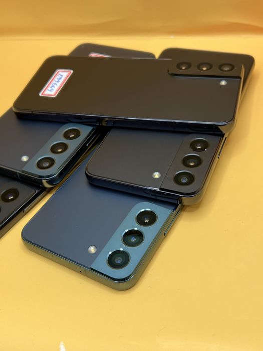 samsung S22 plus 8/256 snapdragon gen-1  sale