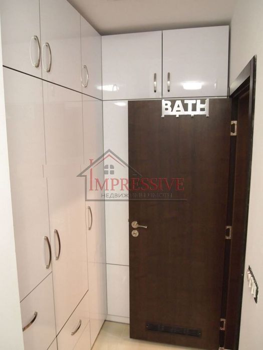 Дава се под наем Едностаен апартамент в Варна, Център - 40 кв.м за 600 € - Снимка #3