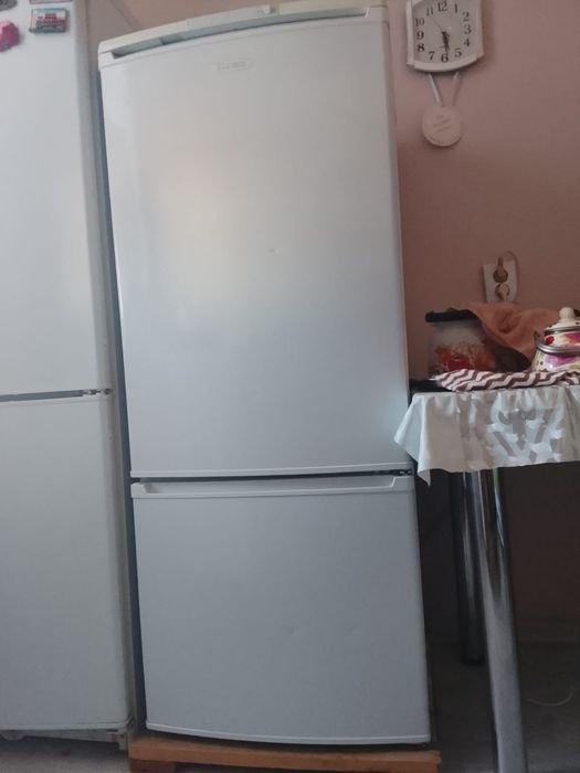 Продается холодильник