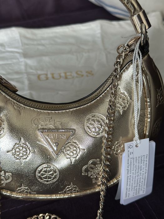 Оригинална чанта Guess