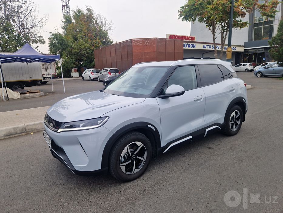 BYD Yuan Up sotiladi 2025 yil 30 ming yurgan