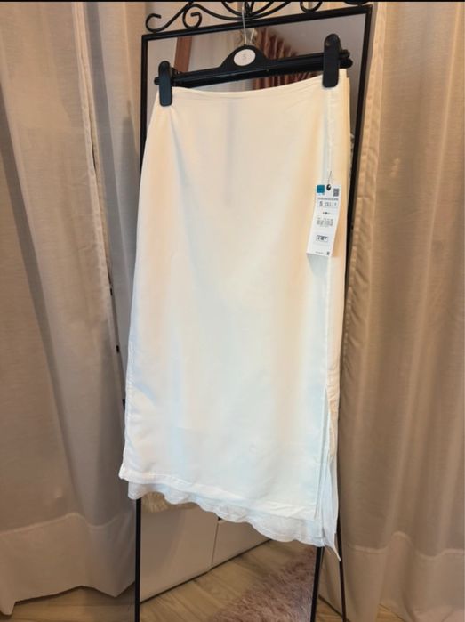 Fustă midi alba cu talie înaltă din rami cu slit Zara Studio Mărimea S