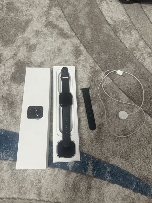Apple Watch series 5 44mm
