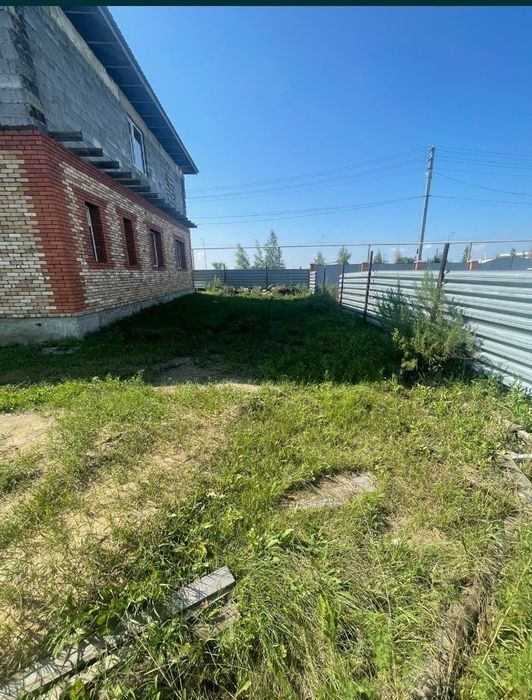 Дом двухэтажный сев западном мкр.
