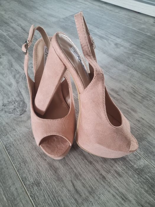 Sandale elegante