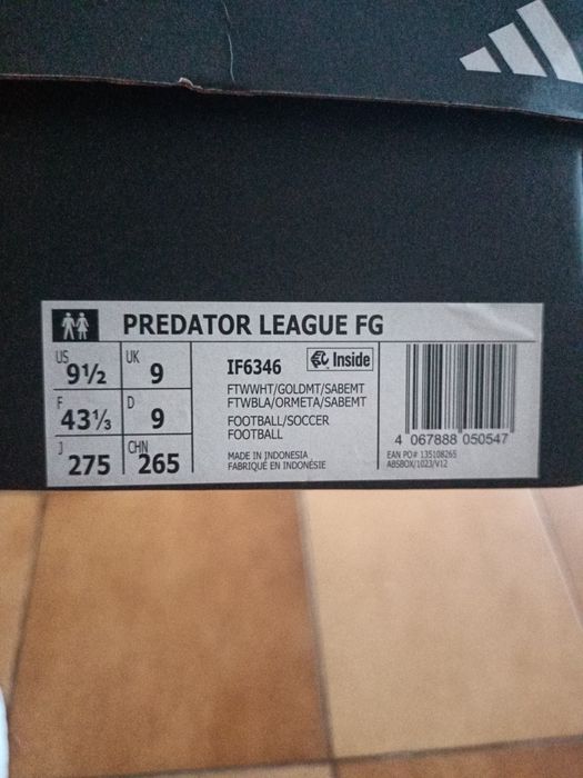 Adidas Predator din colecția "Day Spark",