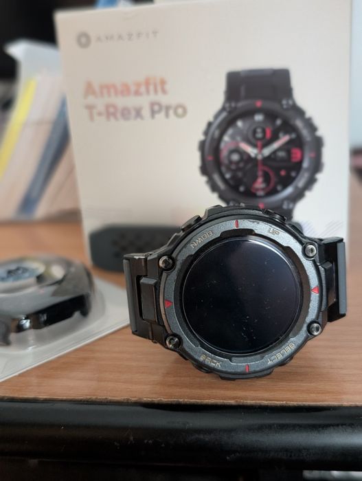 Amazfit T-Rex Pro full box