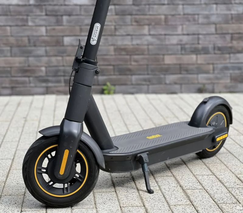 Ninebot g30 max .