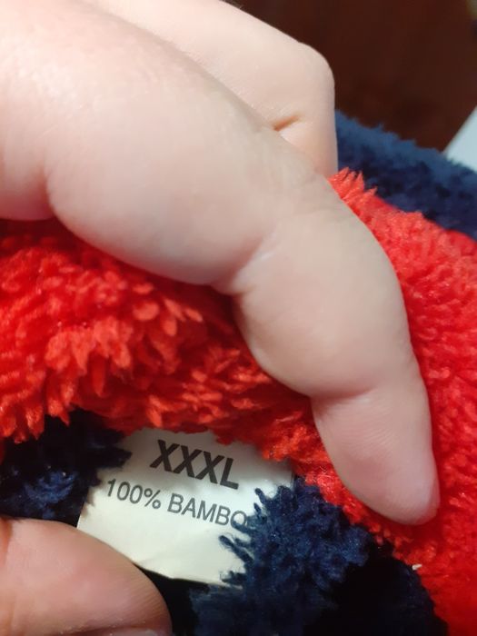 Halat calduros Nou fara etichete