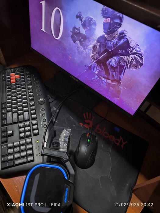 Kampyuter xona sotiladi.yahshi sastayanada.gt5 pabji  oʻynaydi