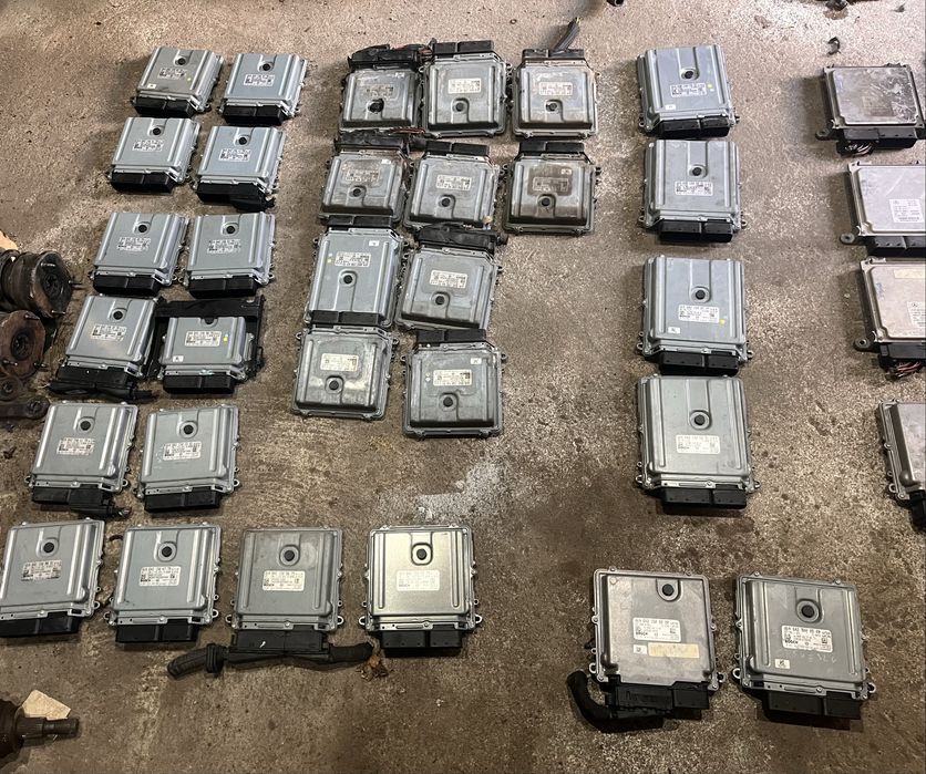 Компютър ECU Mercedes OM642 и OM651 / W204, W212, W164, W221, W211