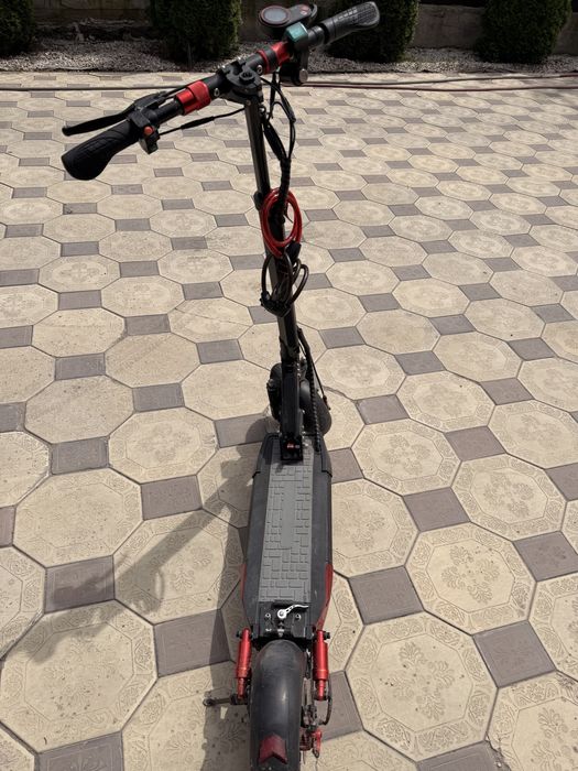 Электросамокат Kugo M4 pro