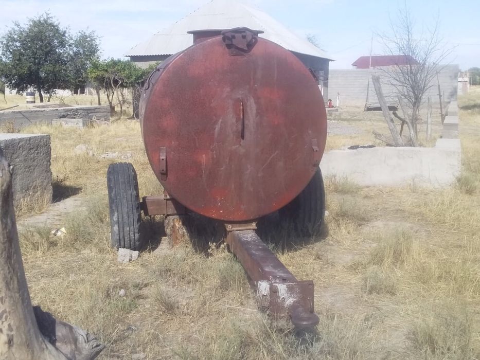 Продам 3 тонны бочку